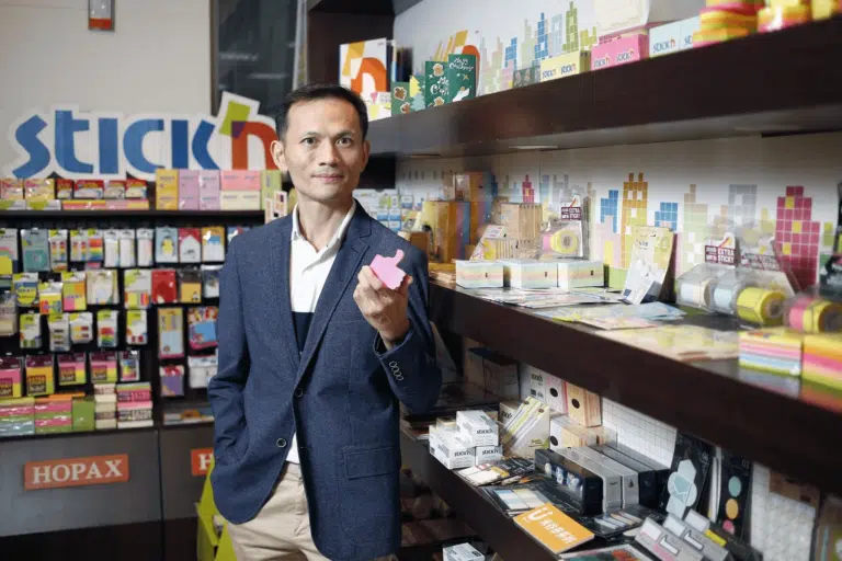 產能下降卻不知哪裡出錯?便利貼大廠的轉型實戰:想用數據解決問題,得先跳進前端