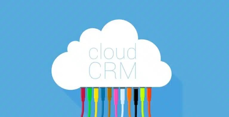 CRM系統是提升客戶滿意度和業務增長的重要工具。當企業導入CRM時，需選擇雲端CRM（如Salesforce）或地端CRM。本文剖析兩者差異，包括技術基礎、成本效益、靈活性和安全性，提供決策指南，助你找到最佳方案。