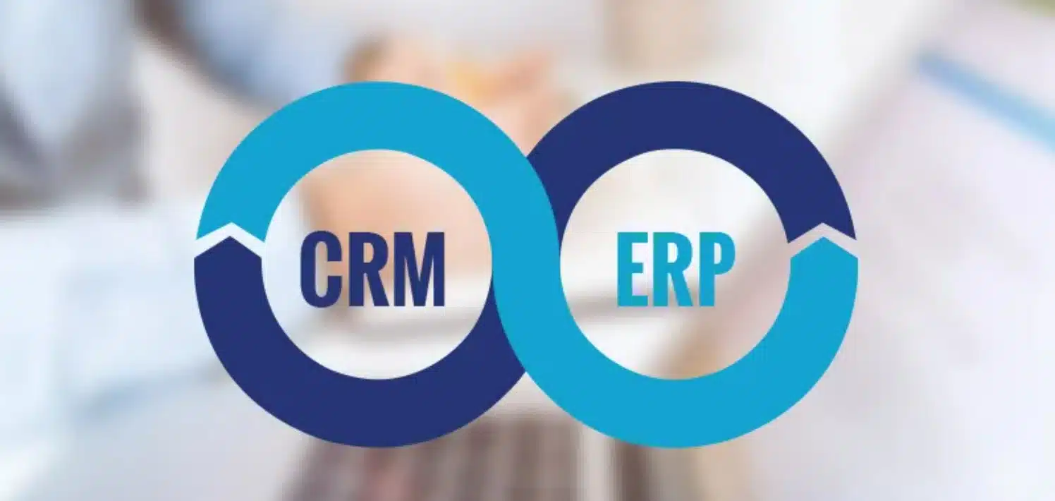 CRM（客戶關係管理）和ERP（企業資源規劃）是提升營運效率與客戶體驗的關鍵工具。CRM專注於客戶互動與關係維護，ERP則優化內部流程，如供應鏈、庫存與財務管理。兩者整合能發揮協同效應，幫助企業在數位時代中脫穎而出，實現高效運作與客戶滿意度的雙重提升。